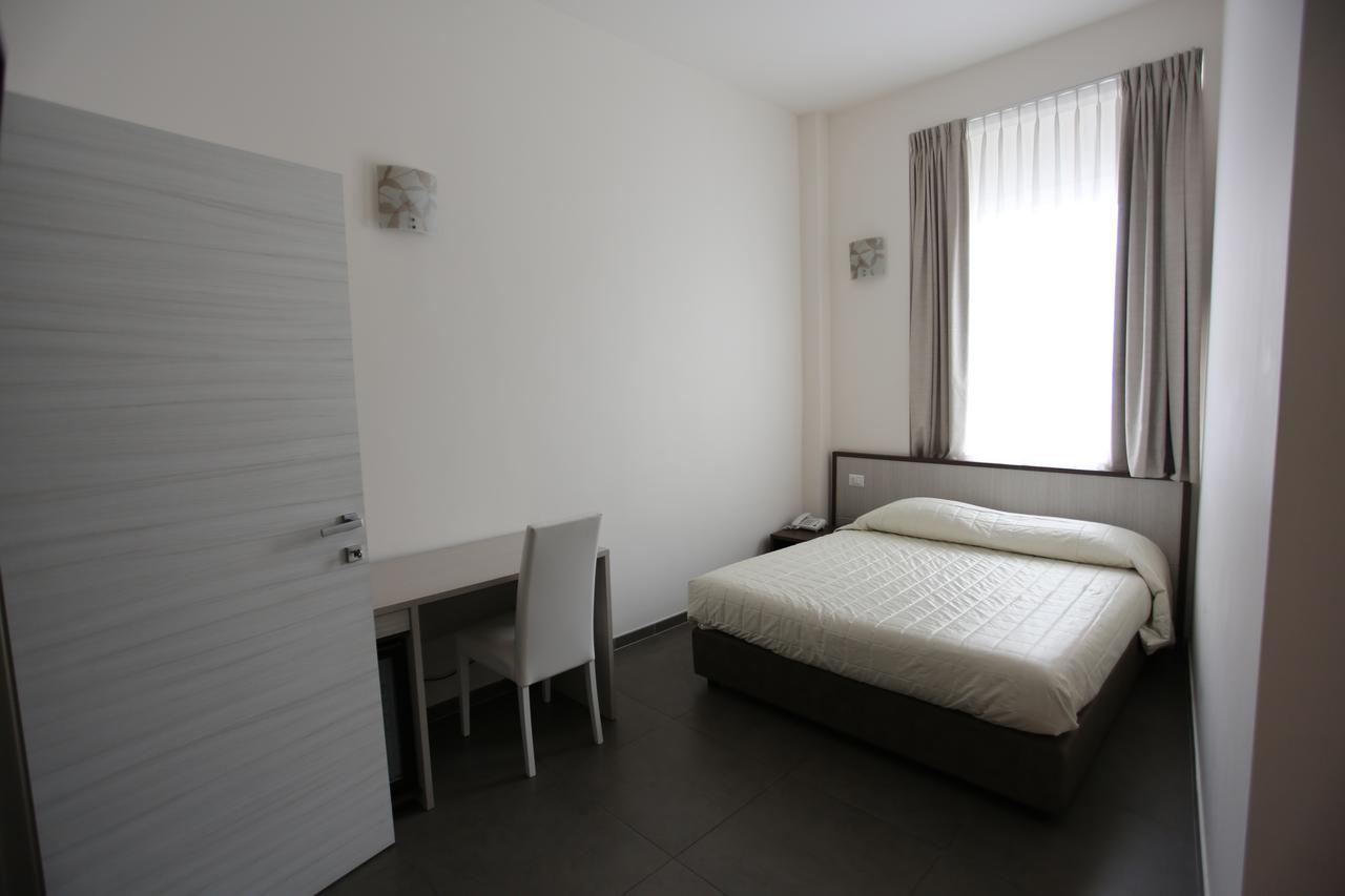 Hotel Eubea ريجّو دي كالابريا المظهر الخارجي الصورة
